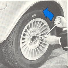Changing a wheel